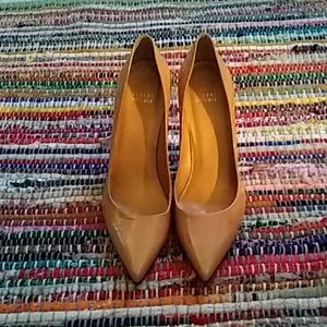 Stuart Weitzman Nude Pumps